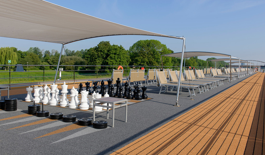AVL Illumination  sun deck